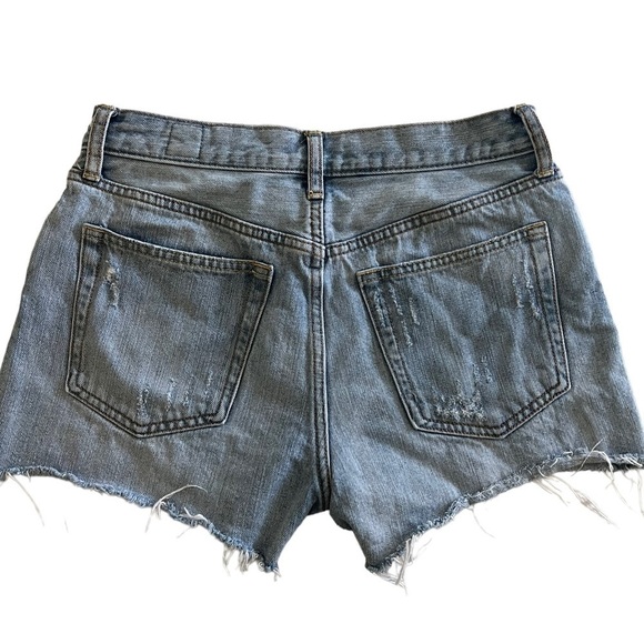 We The Free Juniors Distressed Button Fly Jean Shorts Size 27 - Picture 8 of 11